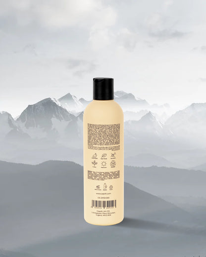 Oserth Smooth Collection – Vegan, sulfate-free haircare products designed to tame frizz, enhance shine, and leave hair silky smooth.